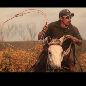 Meet your Posher, Ernesto